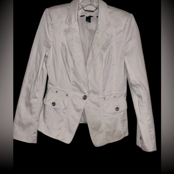 White House Black Market Jackets & Blazers - White House Black Market WHBM Woman’s White Blazer/Jacket Size 6